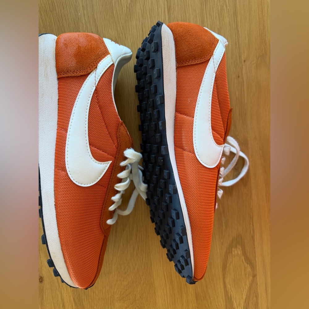 Nike Orange Low-Top Sneaker with White Swoosh - Picture 5 of 9